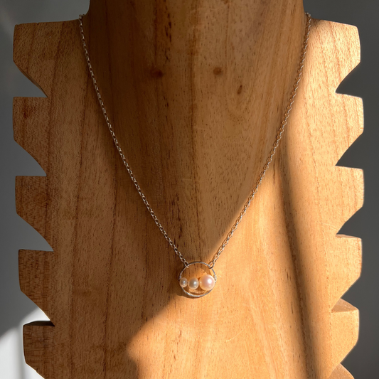 Cleo Pearl Necklace