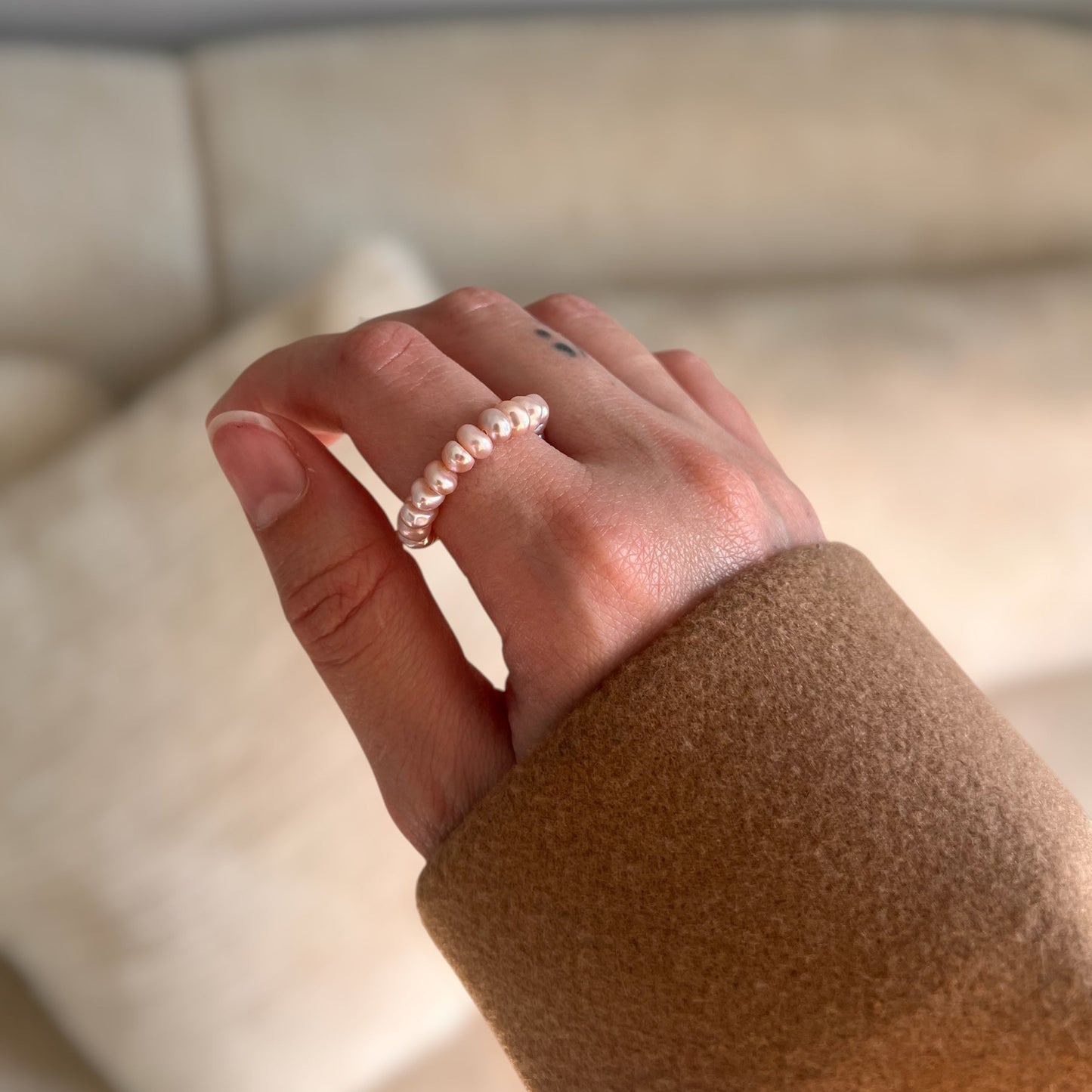Stretchy Pearl Rings